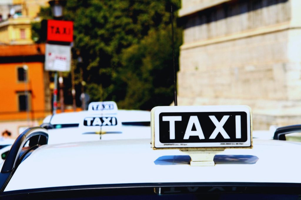 taxi tassisti roma