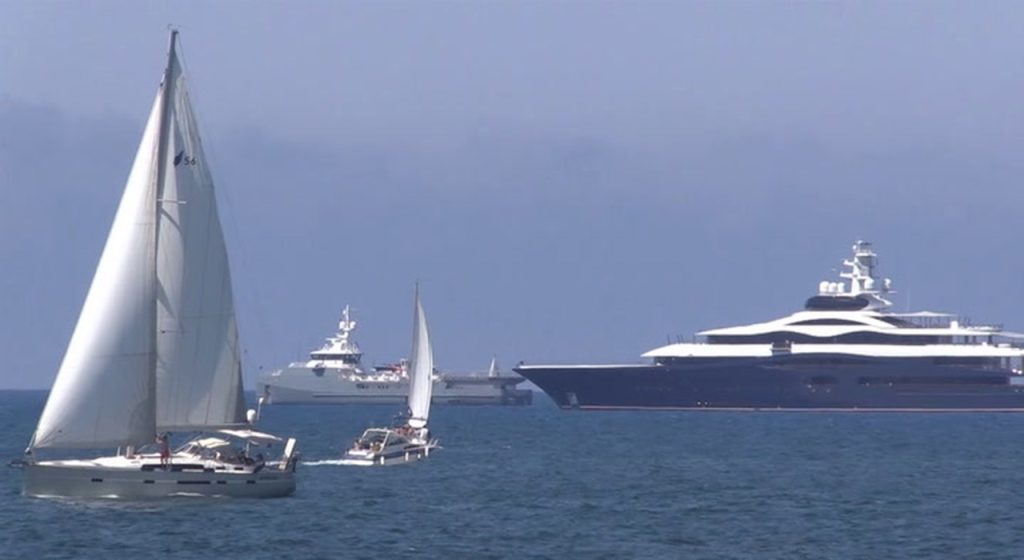 yacht zuckerberg ostia