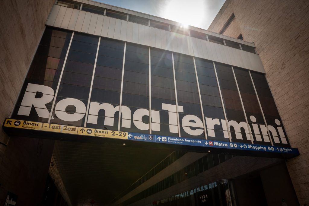 Termini, tentata rapina