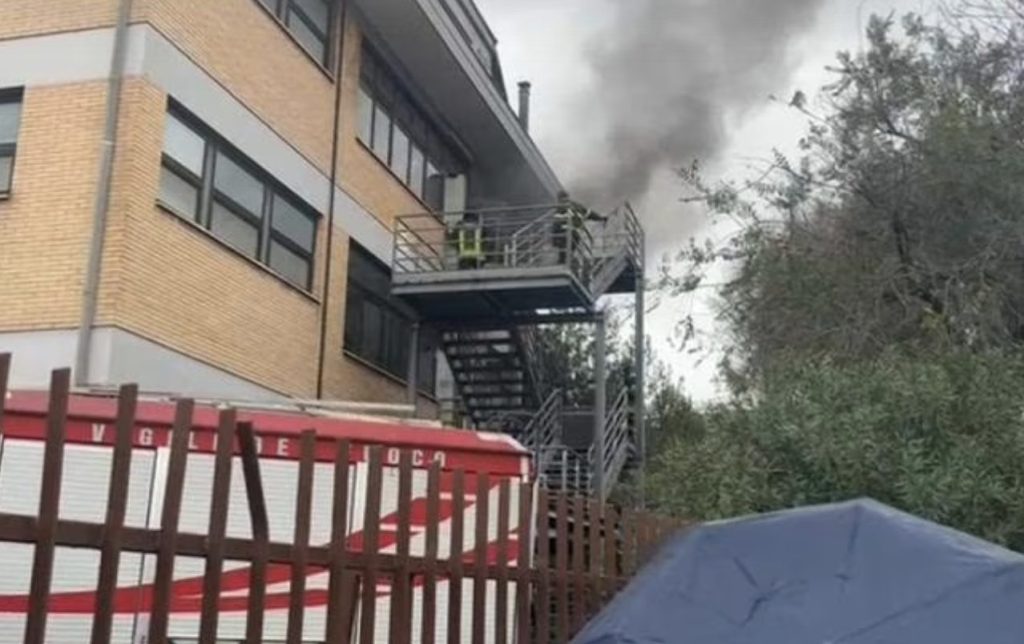 incendio Liceo Gullace