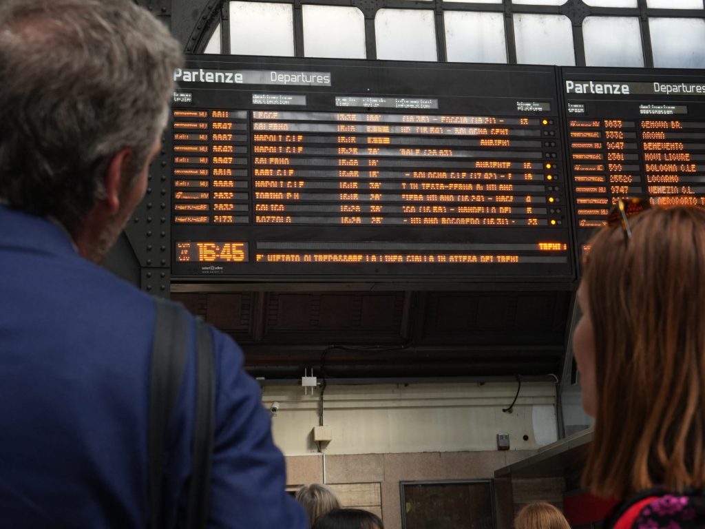 Guasto Roma Napoli treni