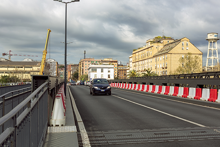 ponte dell'industria roma